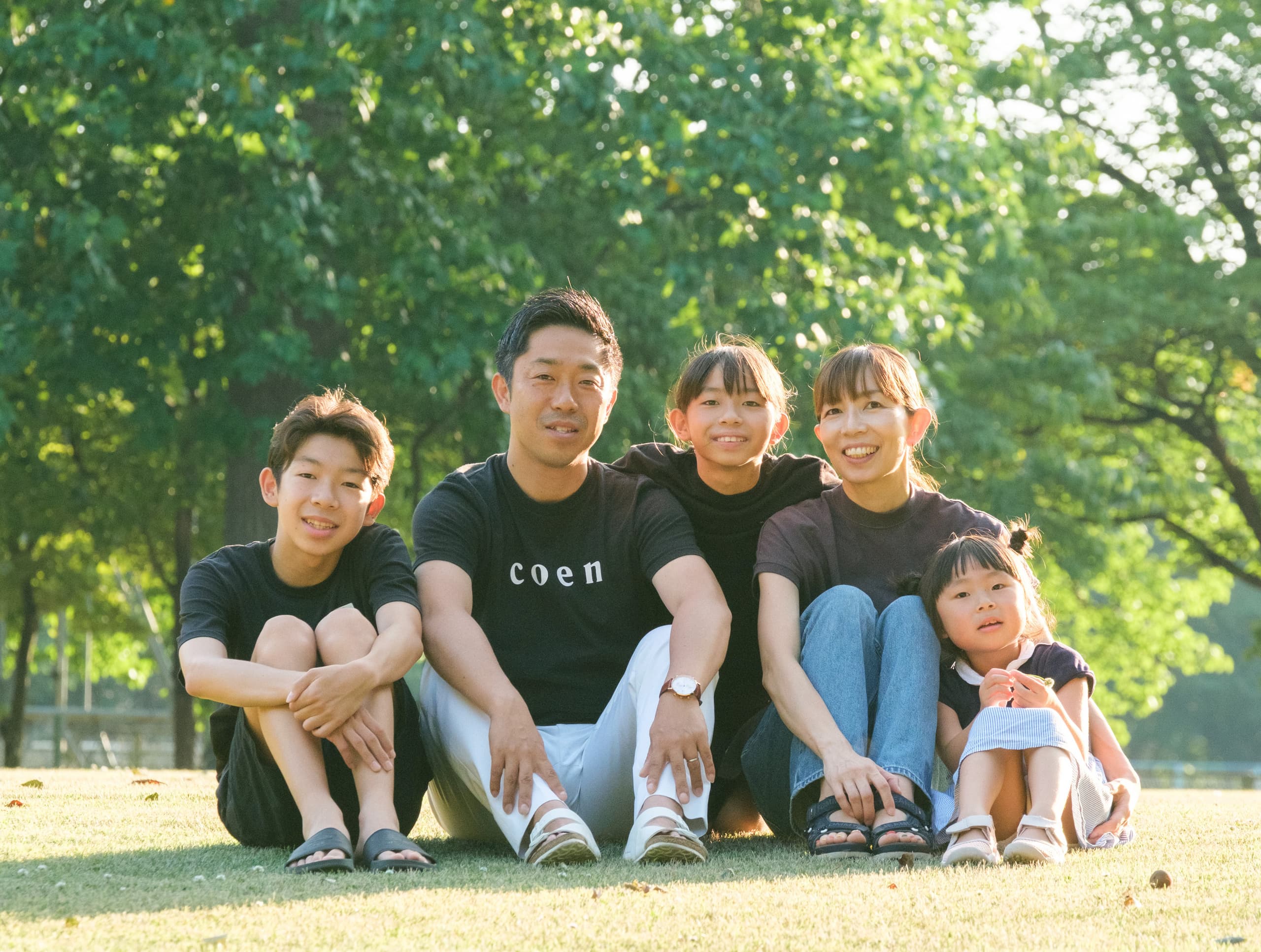 家族のロケーションフォトとキッズのロケーション写真  