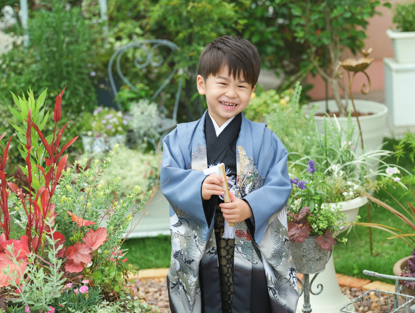 花と光に包まれた七五三ガーデン撮影
